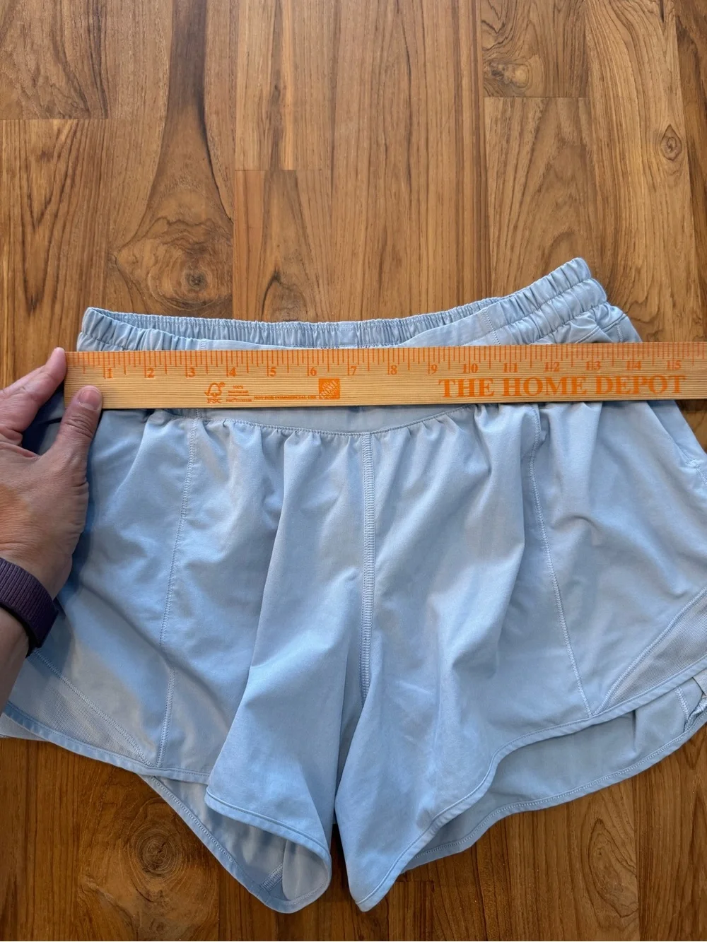 Lululemon Hotty Hot Shorts Long Women’s 10 Light Blue Running Shorts